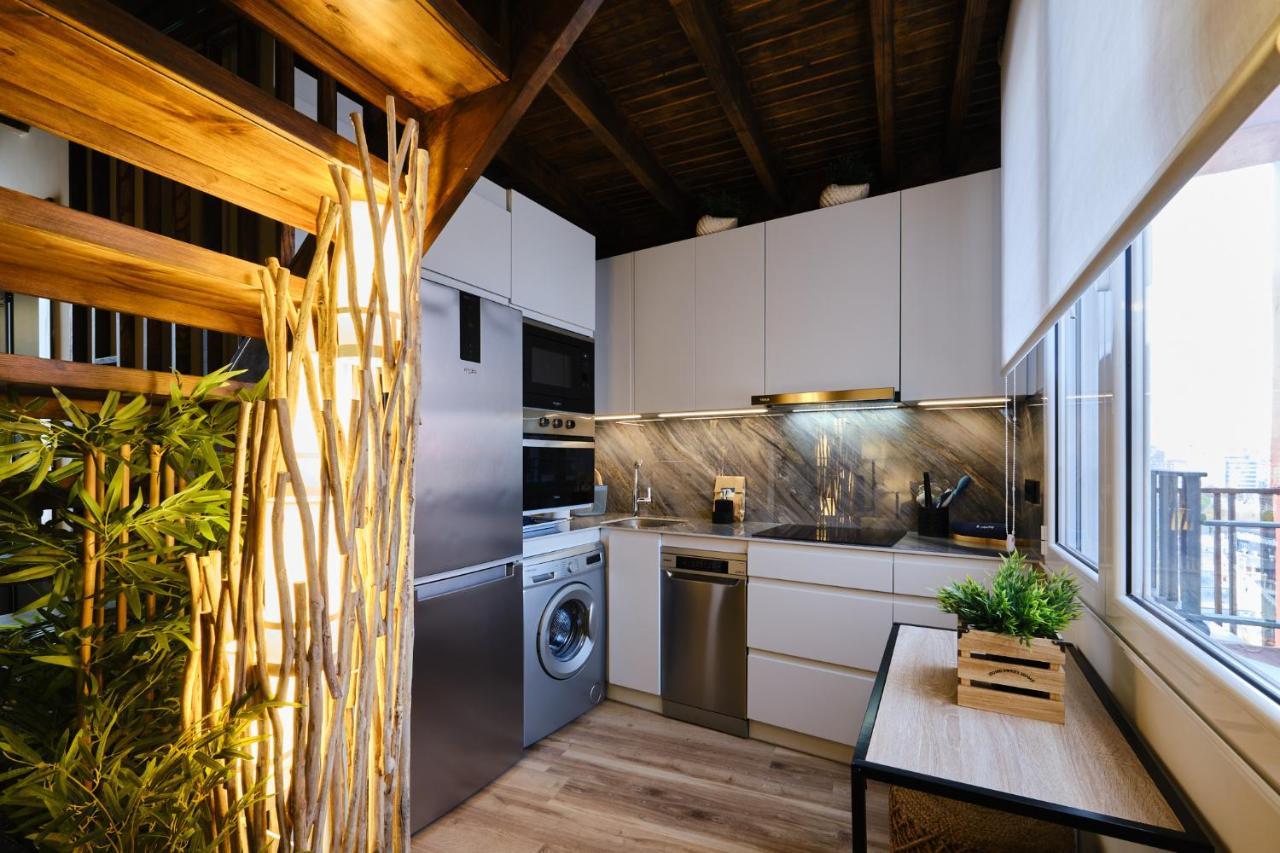 El Amarre - Navega En El Camarote De Un Navio Con Historia - Grupo Querbes Apartment Gijon Exterior photo