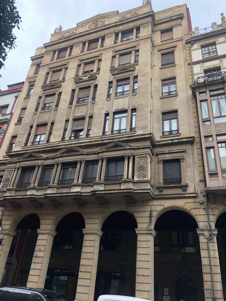 El Amarre - Navega En El Camarote De Un Navio Con Historia - Grupo Querbes Apartment Gijon Exterior photo